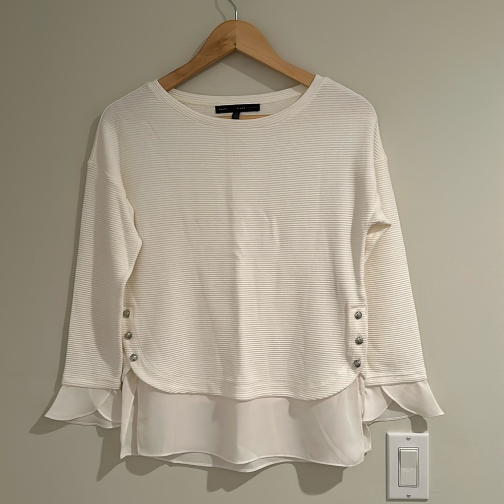 White House Black Market White Top w/ shirt tail bottom and sleeve cuffs. XS
